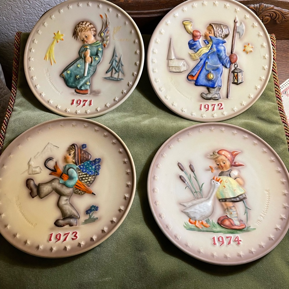 SOLD.    Complete set of MJ Hummel collection of plates